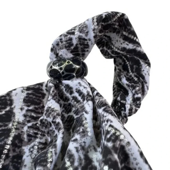 Miraclesuit Metallic Silver Chevron Python Siren OnePiece Swimsuit Size 8 NWT - Picture 8 of 14